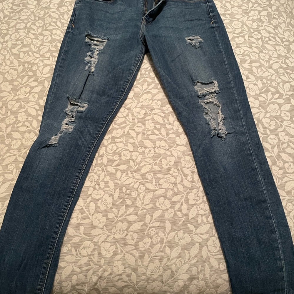 Women's Distressed Blue Jeans